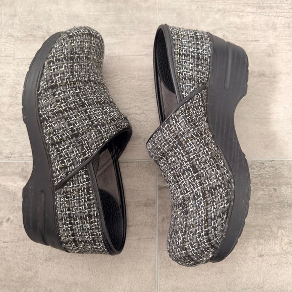 Dansko Vegan Pro Clogs Black Chenille Size 38 US 7.5-8 - Picture 6 of 11